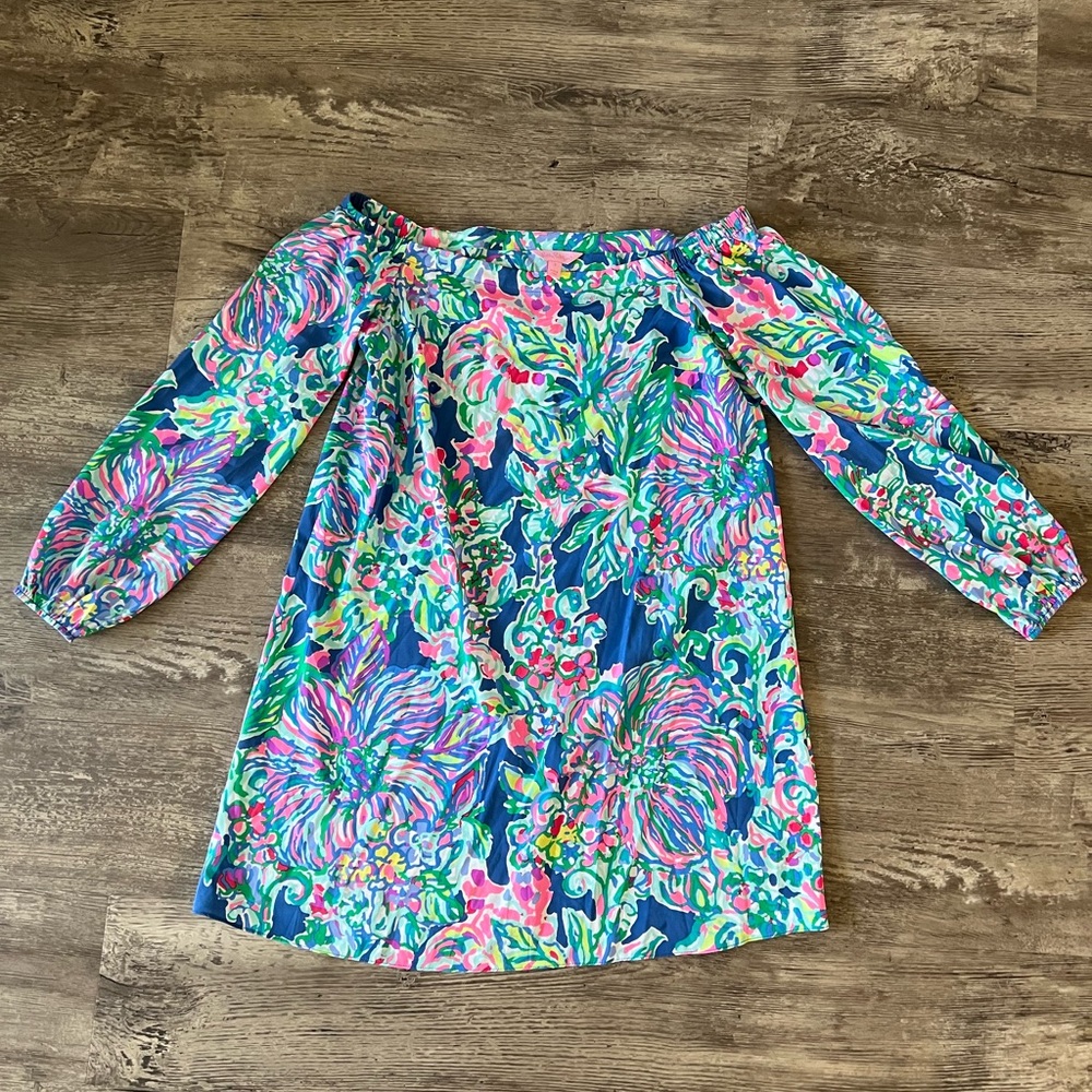 Size small, Lilly Pulitzer off the shoulder slip dress